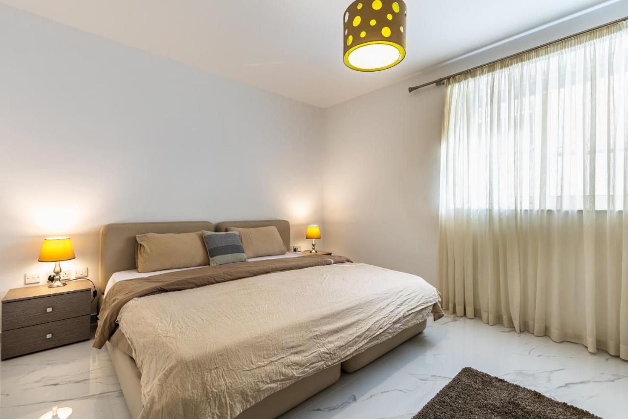 Stunning - Sunnyside 3-Bedroom Слима Экстерьер фото